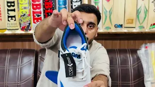 BUY CRICKET GRIPPER SHOES AT WHOLESALE PRICE DIRECT FROM FACTORY