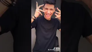 هلس تقريبا السلك لمس دندنها