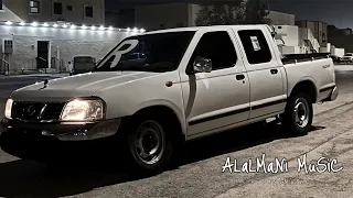ارشيف عراقي   يدري احبه هواي مو زين بس وياي   يمشي ويون بالفرقة   مطلوبة اكثر شيء  دندنها