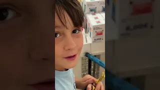 El boli que te masajea la cara mientras estudias 😱 #Shorts