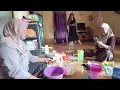 Download Lagu HARI INI MAMA ISTRAHAT DI RUMAH JADI MAMA AJAK TEMAN MAMA BUAT BIKIN KUE