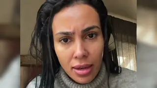 تهد يد كارولين بالسكوت على 