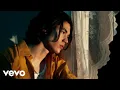 Download Lagu Conan Gray - Comfort Crowd (Official Video)