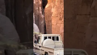 Toyota V6 Land Cruiser Dubai Libya Iraq Surya Palestine TOYOTA Care V6 4 