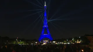 The Eiffel Tower Marks Its 130th Birthday With A Light Show 