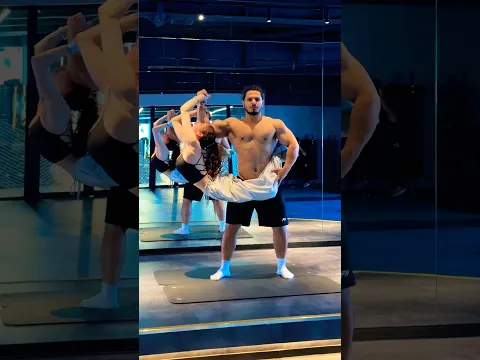 Hi guys 👋🏻: Do you like my video? Yes or no?