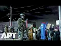 Download Lagu Portland's Mascot March: demonstranten veranderen ICE 'oorlogsgebied' in spektakel | APT