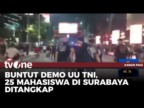 Demo Menuntut Pembebasan 25 Mahasiswa di Surabaya