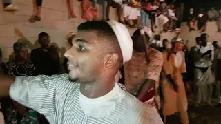 لعب مزمار الكندرة و غليل و المعازيم شباب ابولبن    القوزين دندنها