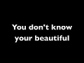 One Direction - What Makes You Beautiful - Lyrics