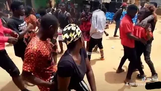 ghana girls twerking wild at soloku 