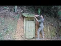 Download Lagu Build an underground survival shelter, survival alone