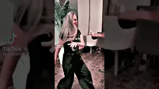 لين محمد على أغنية امسك وأنا هعمل أعمى  لين محمد على أغنية امسك وأنا هعمل أعمى