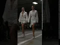 Download Lagu Bella Hadid \u0026 Kendall Jenner walk for Off-White