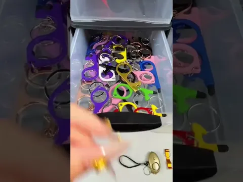 All gold🏆🏆 #asmr #packingorders #usa #keychain #amazonfinds #selfdefense #gift #diy #fyp #safety