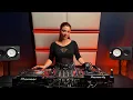 Lagu Laura van Dam -  Capture Radio 071 (December Special)