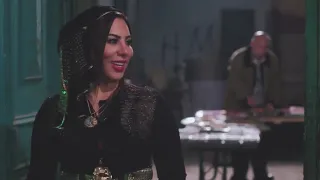 فيلم الماء والخضرة والوجه الحسن فاكره نفسها واقفة بتكلمه لوحدها 