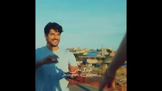 عيونه لما قابلوني 