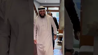 الشيخ القريشي يسحق اسم عائشة بنت ابي بكر 