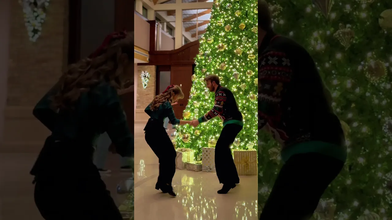 SWING into the Holidays 🎄