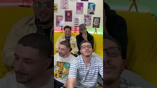 تحدي الضحك تحديات 