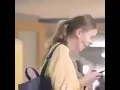 Lucu !! Tertawa hingga mulutnya robek