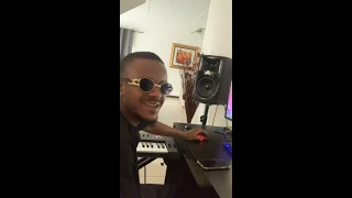 kabza de small with daliwonga in studio cooking fire