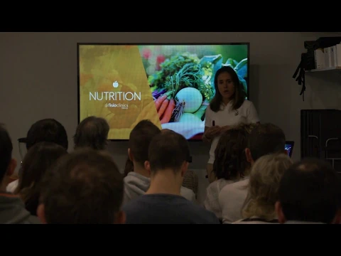 Charla de Nutrición Deportiva en FisioClinics Bilbao