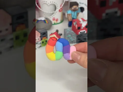 R for RAINBOW reading worm for my A-Z series! 🌈
