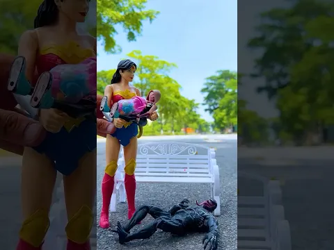 Wonder Woman Protects Her Daughter