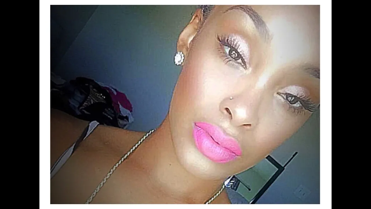 REVIEW L'OREAL LUCCENT MAGIQUE CUSHION (bahasa Indonesia) || TRIXIE WILONA