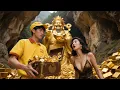 Download Lagu Poor courier was sucked into a cave and traveled to ancient times, where he became rich overnight!