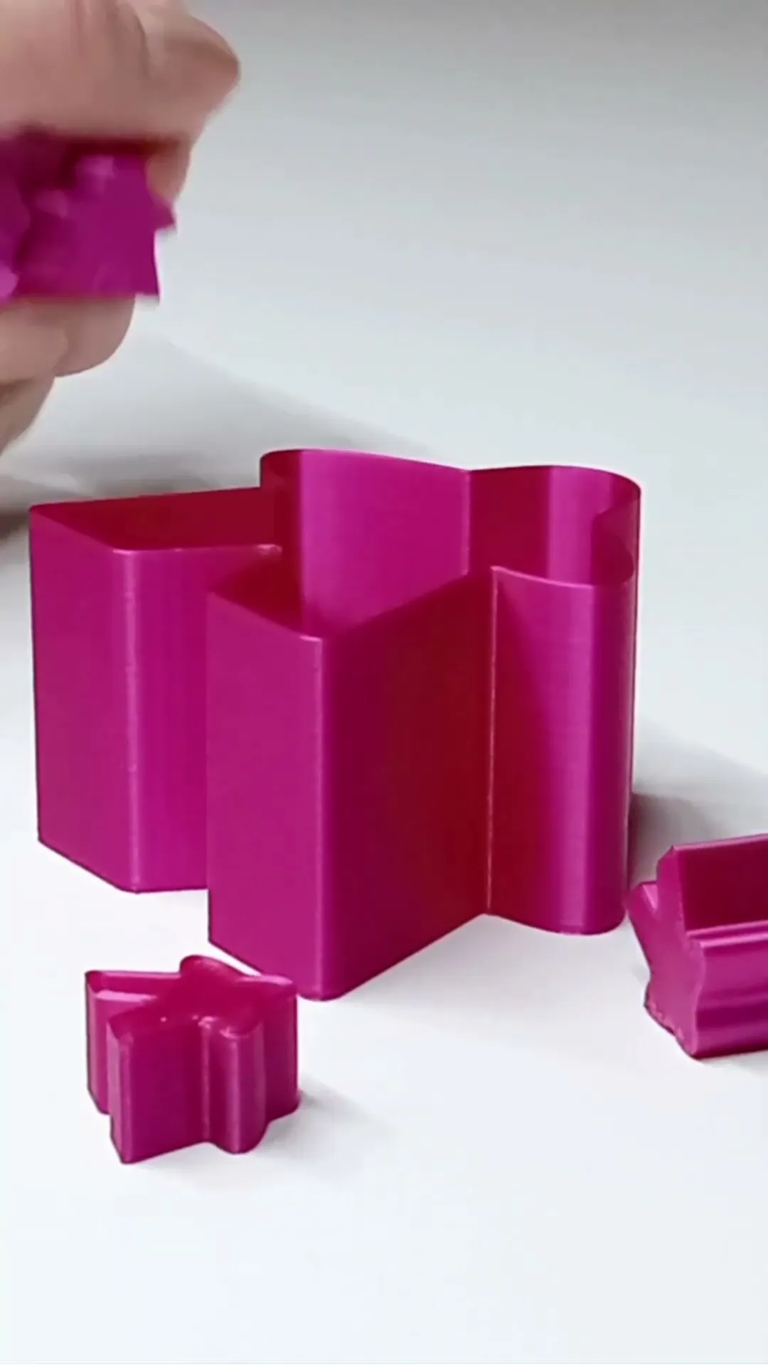 Meeple-shaped box | Compatible with Carcassonne board game pieces | 4 tolerance options