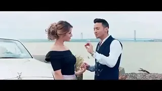 كلمه بحبك مش كفايه عليك دندنها