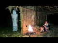 Download Lagu Girl adventure in the forest attacked by hungry ghosts - Girl Survival Build