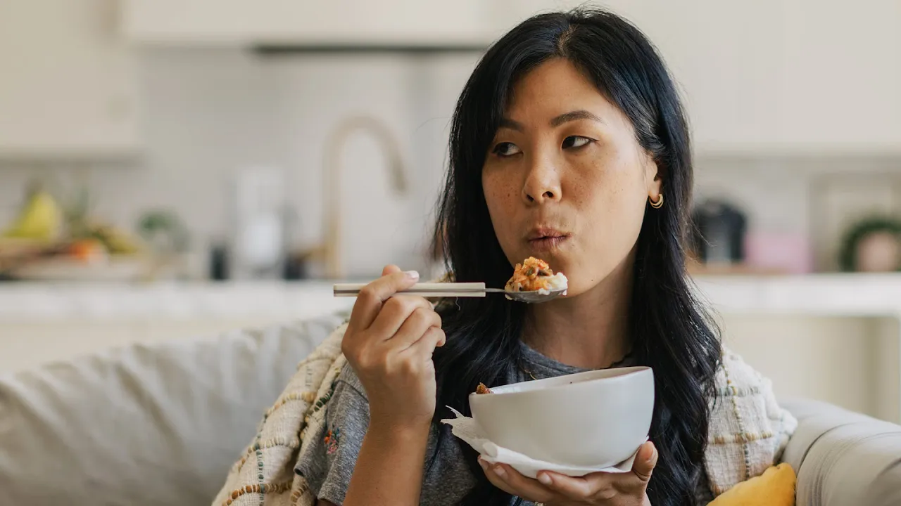 What I Cook when I'm Sick | COOK WITH ME