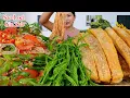 Download Lagu กินซั่วขนมจีนเผ็ดๆ‼️หมูกรอบ ขนมจีนเหนียวนุ่ม ชะอมแซ่บๆจ้า