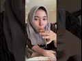 Lagu bunda er lagi gabut masih penasaran warna apa bund tebak ya😍❤️❗