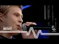 Download Lagu Blue - Breathe Easy (The Prince's Trust Party In The Park 2004)