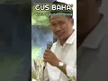 Download Lagu Keistimewaan Kyai Indonesia yang tidak pandai bahasa arab tapi pandai mengarang kitab - Gus Baha'
