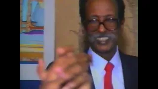 مصطفي سيد احمد السمحه قالو مرحله توليفة لفيديو مع صوت وفق معايير فنية معينة 