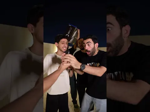 فاز بالسيارة 😂🥳 #اكسبلور #ضحك #ترند #funny