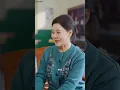 가짜 부잣집 딸은 집에서 쫓겨나 시골의 가난한 엄마에게 돌아온다. 낡은 집을 정리하려던 순간, 엄마가 금덩이를 한가득 꺼내며 말한다. “사실 우리 집은 금광을 운영해!”