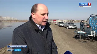 В Омской области на борьбу с паводком отправились сотрудники и техника МЧС