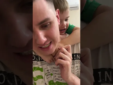 Вот так мы читаем книжки 😁