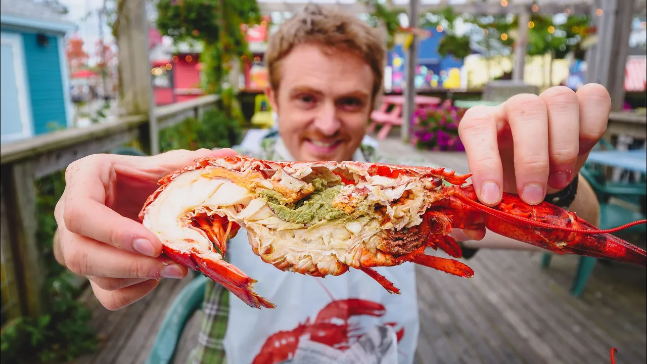 HALIFAX FOOD GUIDE (Must-Try Food & Drink in NOVA SCOTIA) 🦀 Best CANADIAN FOOD in Atlantic Canada 🇨🇦