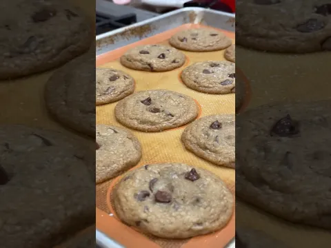 BEST brown butter chocolate chip cookies!!! #chocolatechipcookies #brownbutter
