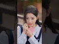 추격을 피해 도망치다 악마 CEO와 맞닥뜨렸다! 죽을 줄 알았는데 결혼해 아껴준다!