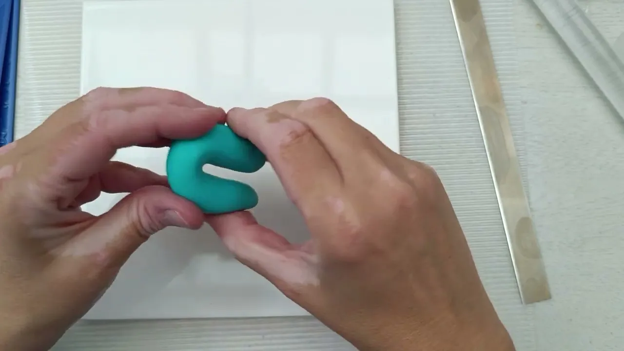 DIY box ~ polymeerlei zacht maken of conditioneren en uitrollen