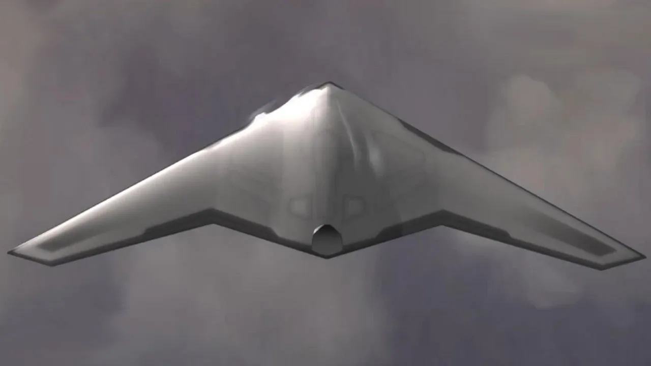 WJ-700“猎鹰”挂弹种类增加 “天鹰”无人机实时同步信息！新一代空中智能无人集群作战系统首次亮相！| 军迷天下